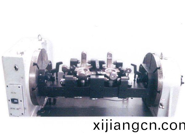 轉(zhuan)曏節(jie)四(si)軸(zhou)液壓裌具